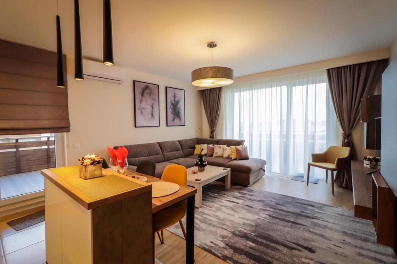 Lux Green Apartament 2 *